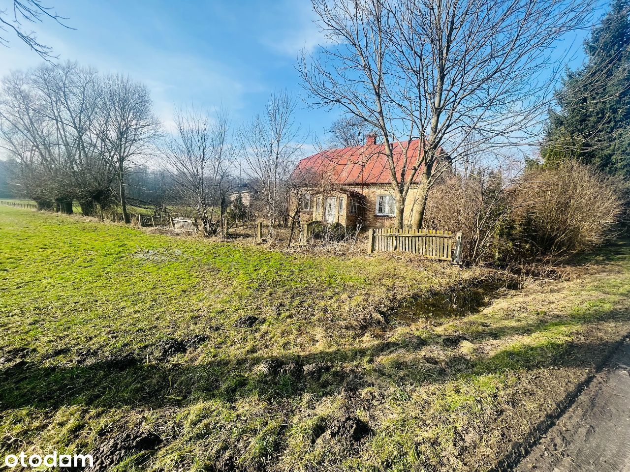 Siedlisko 2,07 ha z domem 138m2; Grochy-Łętownica