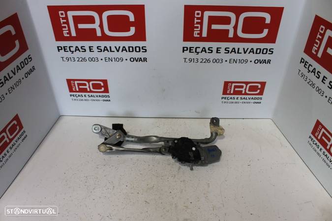 Limpa Para Brisas Toyota Yaris de 2012 - 1