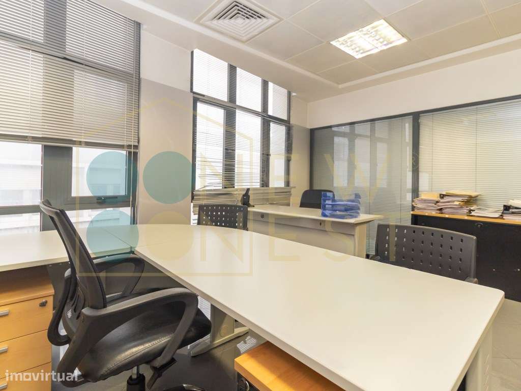 Escritório amplo com terraço de 77m2 na baixa de Setúbal, com possi...-11