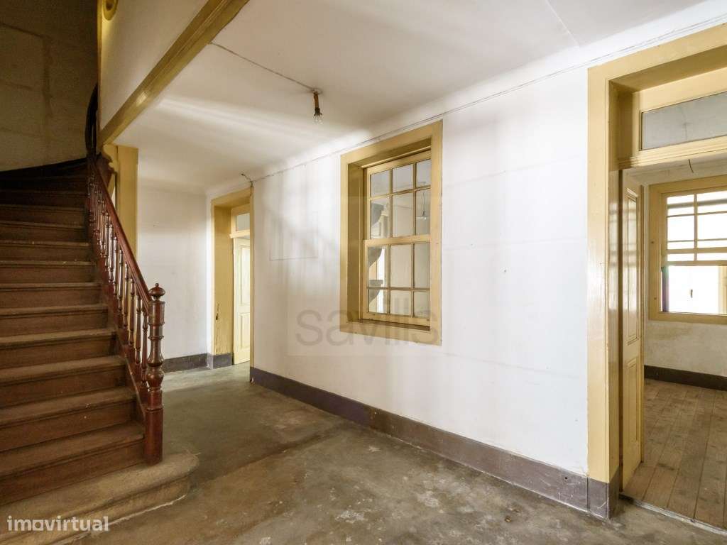 Prédio Rua D. Manuel II - Grande imagem: 4/49