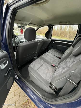 Dacia Logan MCV 1.6 16V Laureate - 13