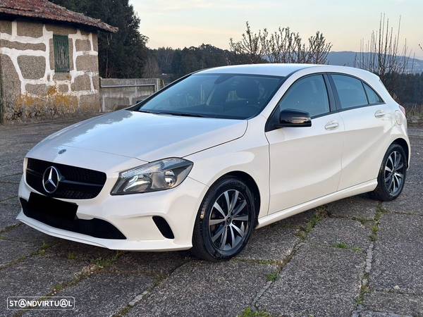 Mercedes-Benz A 180 d Style - 1