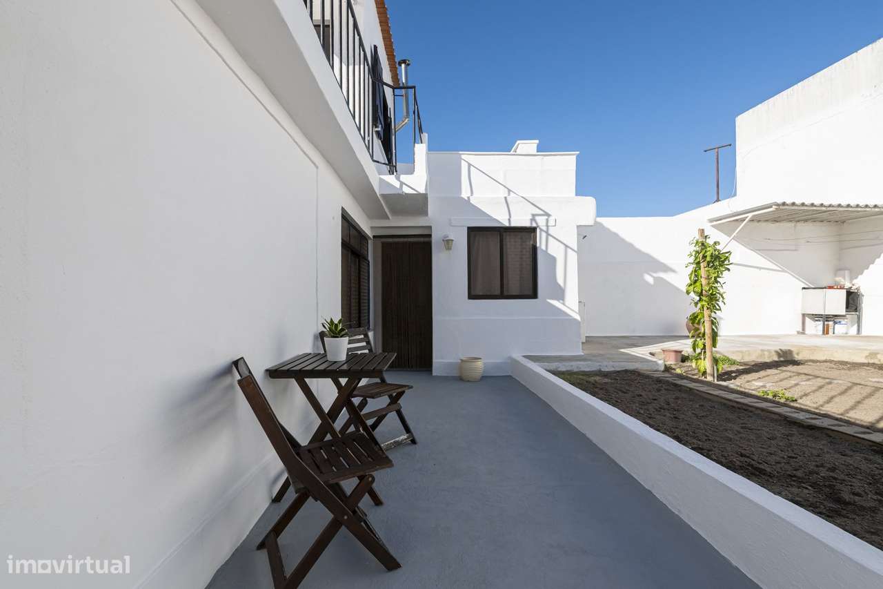 Moradia T2+1, c/ Garagem, Bairro do Areias – Montijo-22