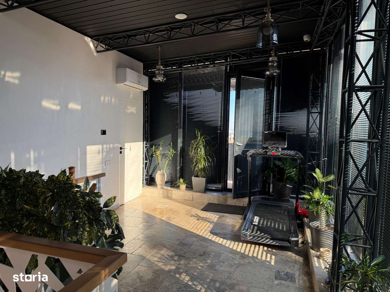 Penthouse 4 camere lux Mamaia Sat-3