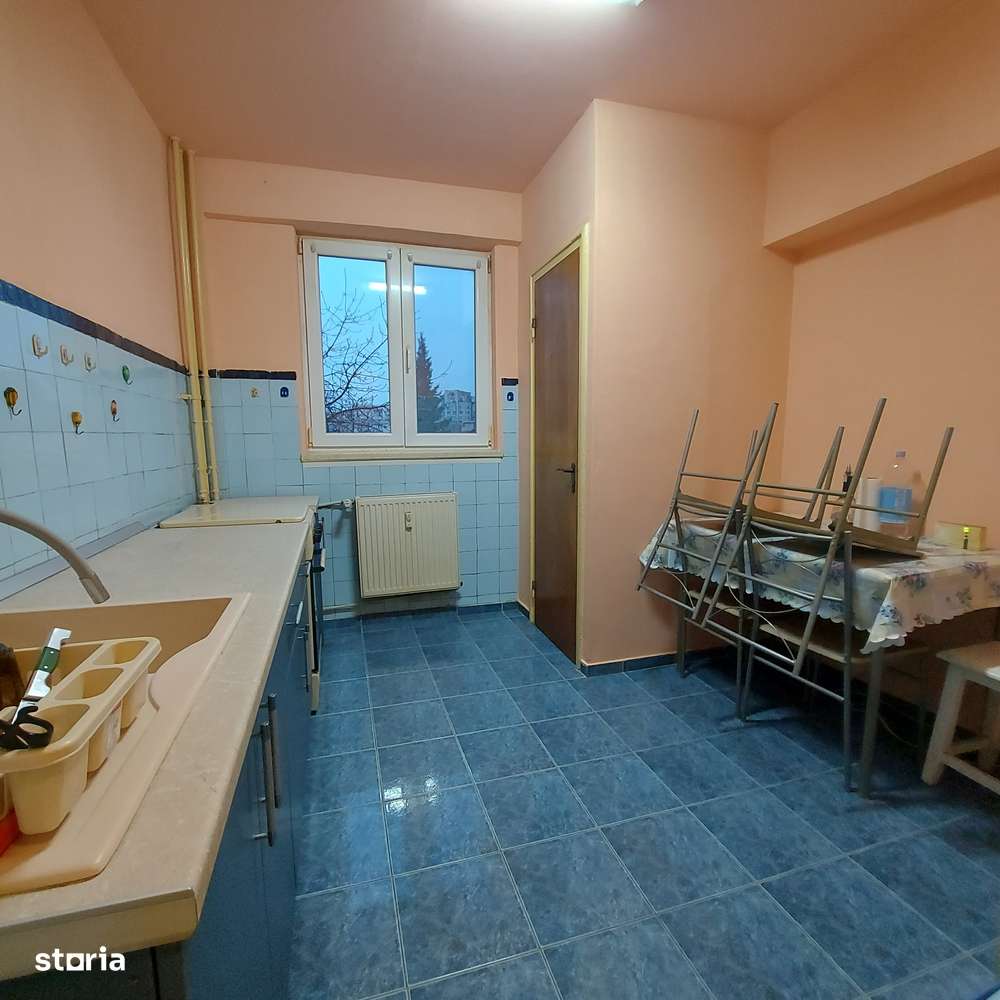 Piata Muncii metrou- Sos Mihai Bravu, etaj 3-0