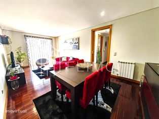 Apartamento T2 com 133,8m² em São João da Madeira