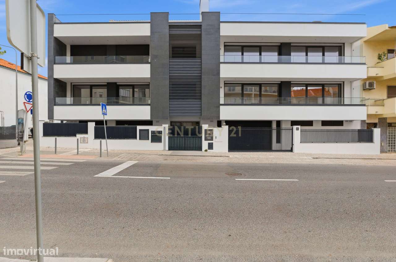 Apartamento T3 Novo com Terraço de 61m² | Parede (2 min da praia)-53