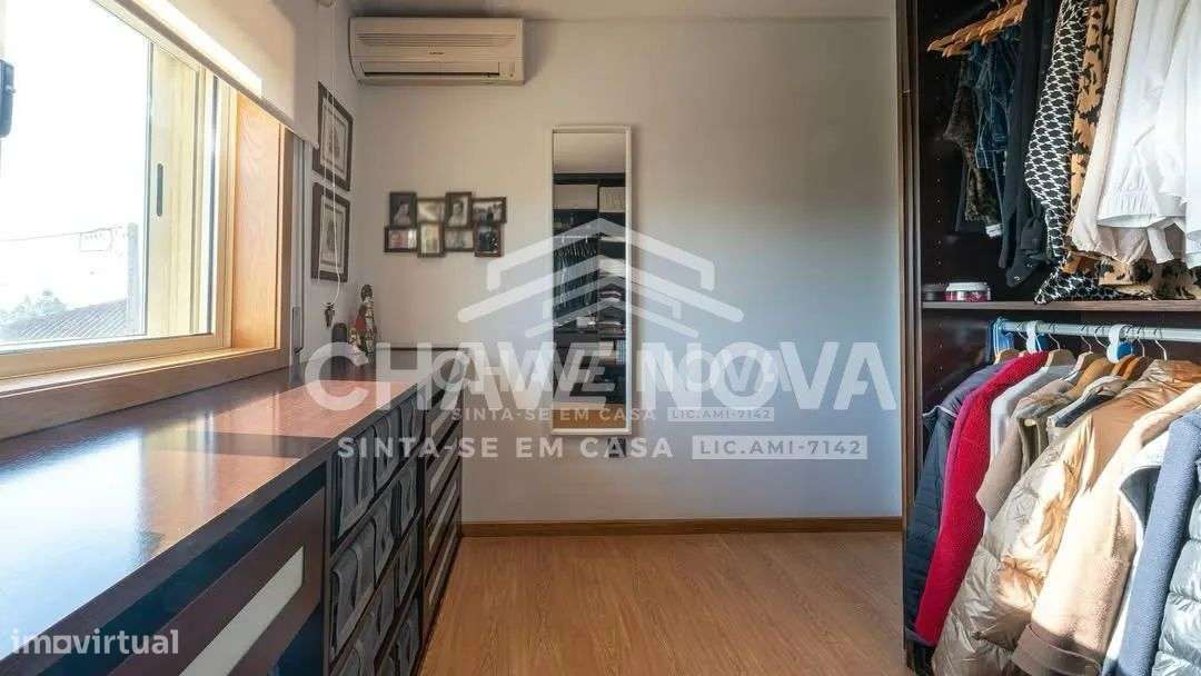 PS - Moradia Isolada V4, com Jardim e Piscina, em Oliveira de Azeméis. - Grande imagem: 5/37