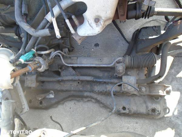 Motor Ford Focus 1.4 16V benizna FYDA din 2000 fara anexe - 2