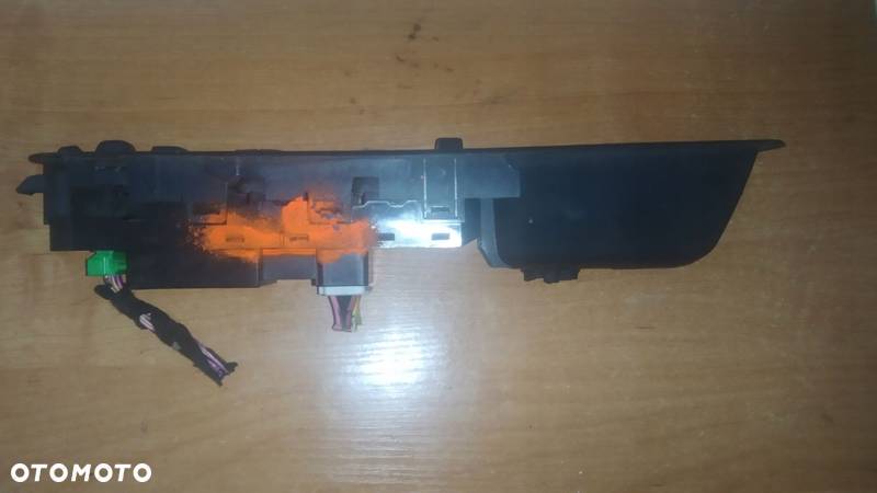 30638694 PANEL SZYB VOLVO V40 S40 - 2