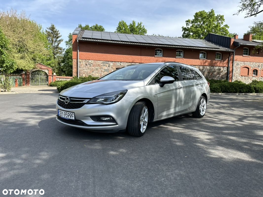 Opel Astra V 1.6 CDTI Dynamic - 2