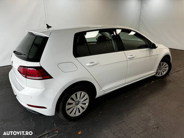 Volkswagen Golf 1.0 TSI Trendline - 3