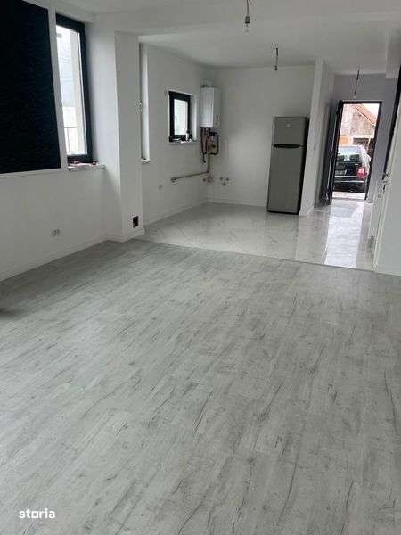 Jumatate de duplex in Bucovat( Remetea Mare, Mosnita Veche) - Imagine principală: 5/8