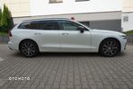 Volvo V60 T8 AWD Plug-In Hybrid R-Design - 7