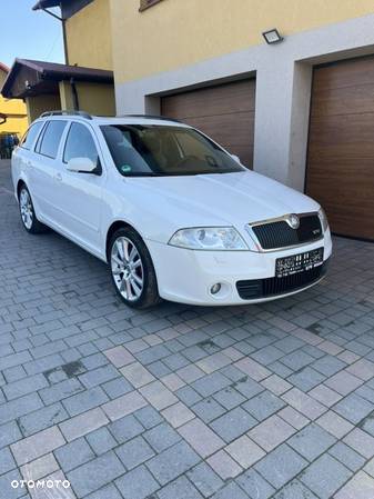 Skoda Octavia 2.0 TDI RS - 2