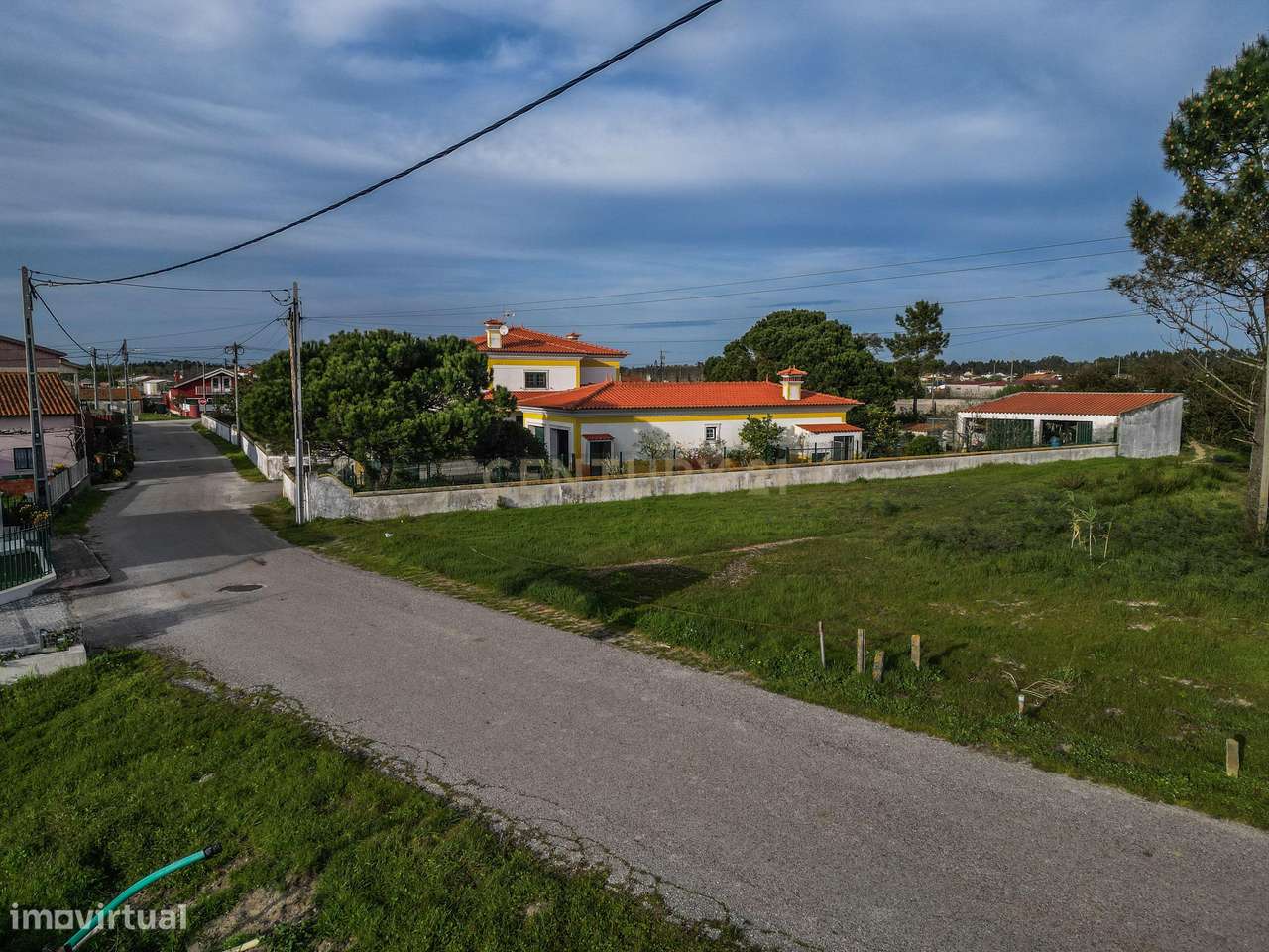 Terreno rústico urbanizável de 6.600m2 para construção de moradia unif - Grande imagem: 5/23