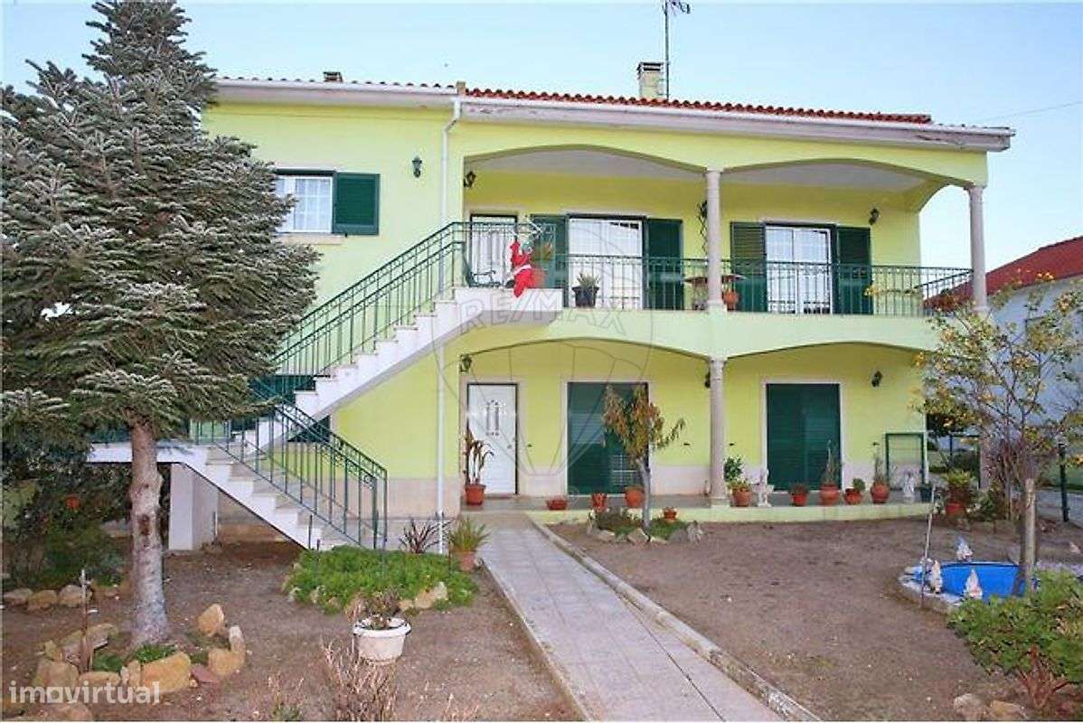 Moradia T6 para venda - Grande imagem: 2/26