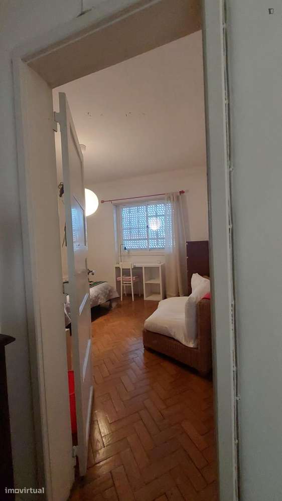 Quarto - localizado em Alvalade Lisbon - Grande imagem: 5/9