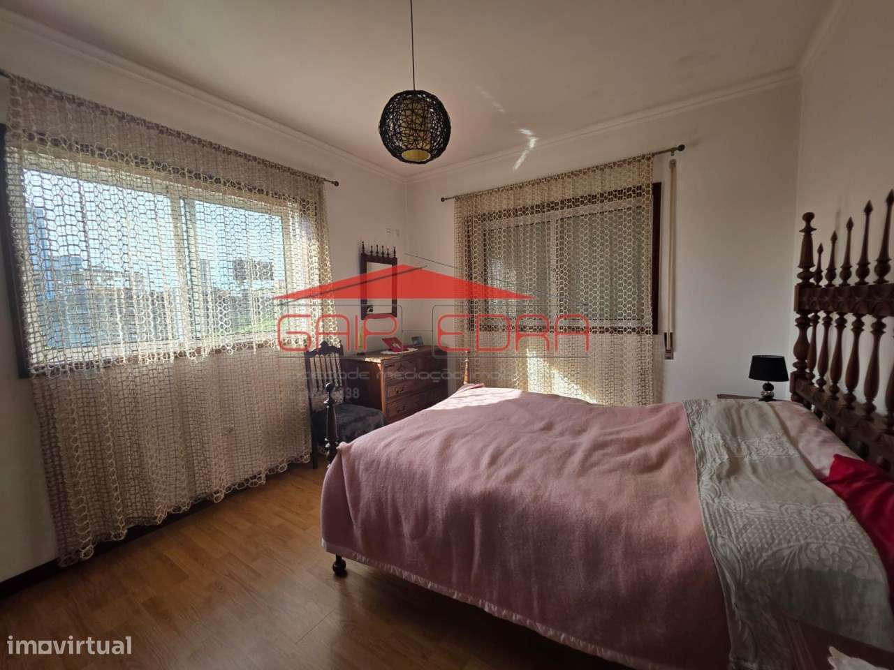 Moradia T4 com Jardim e Garagem em Lourosa-15