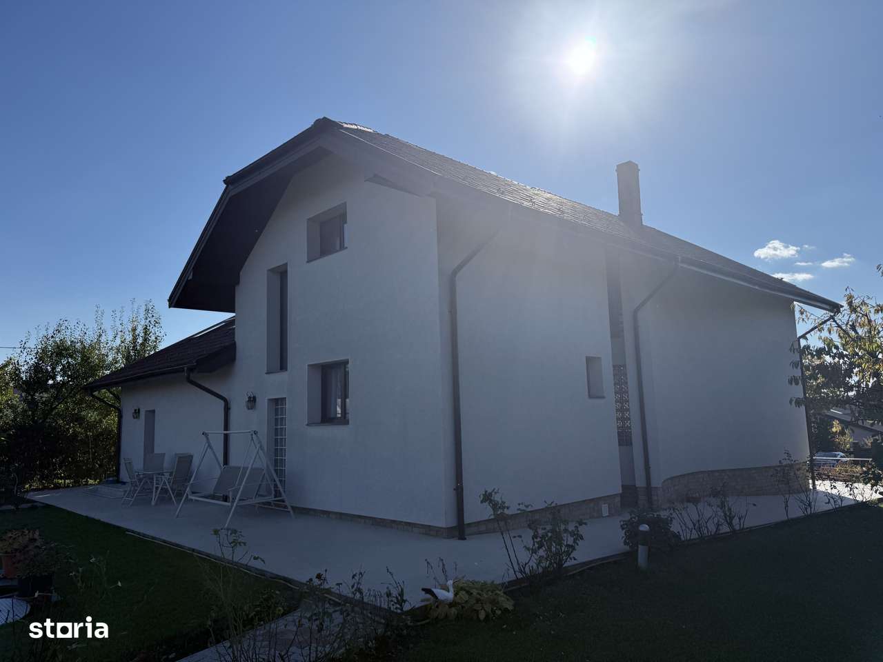 Casa de vânzare, 5 camere, curte mare, modernă-7