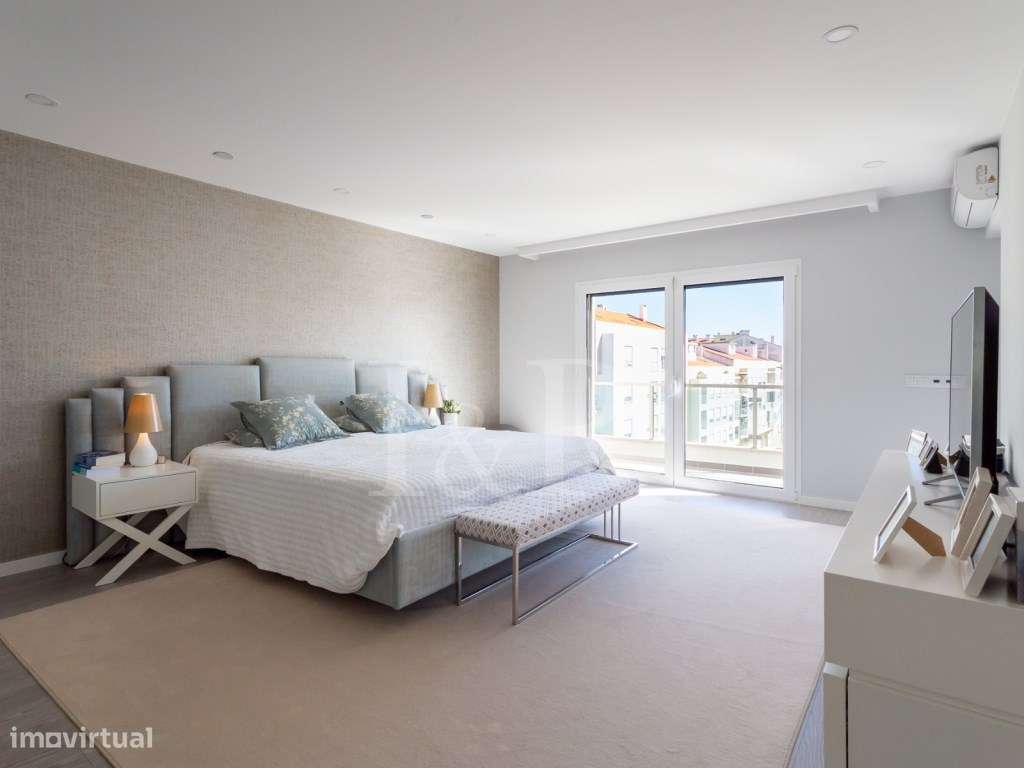 Apartamento T4 duplex com terraço e garagem no Montijo-31