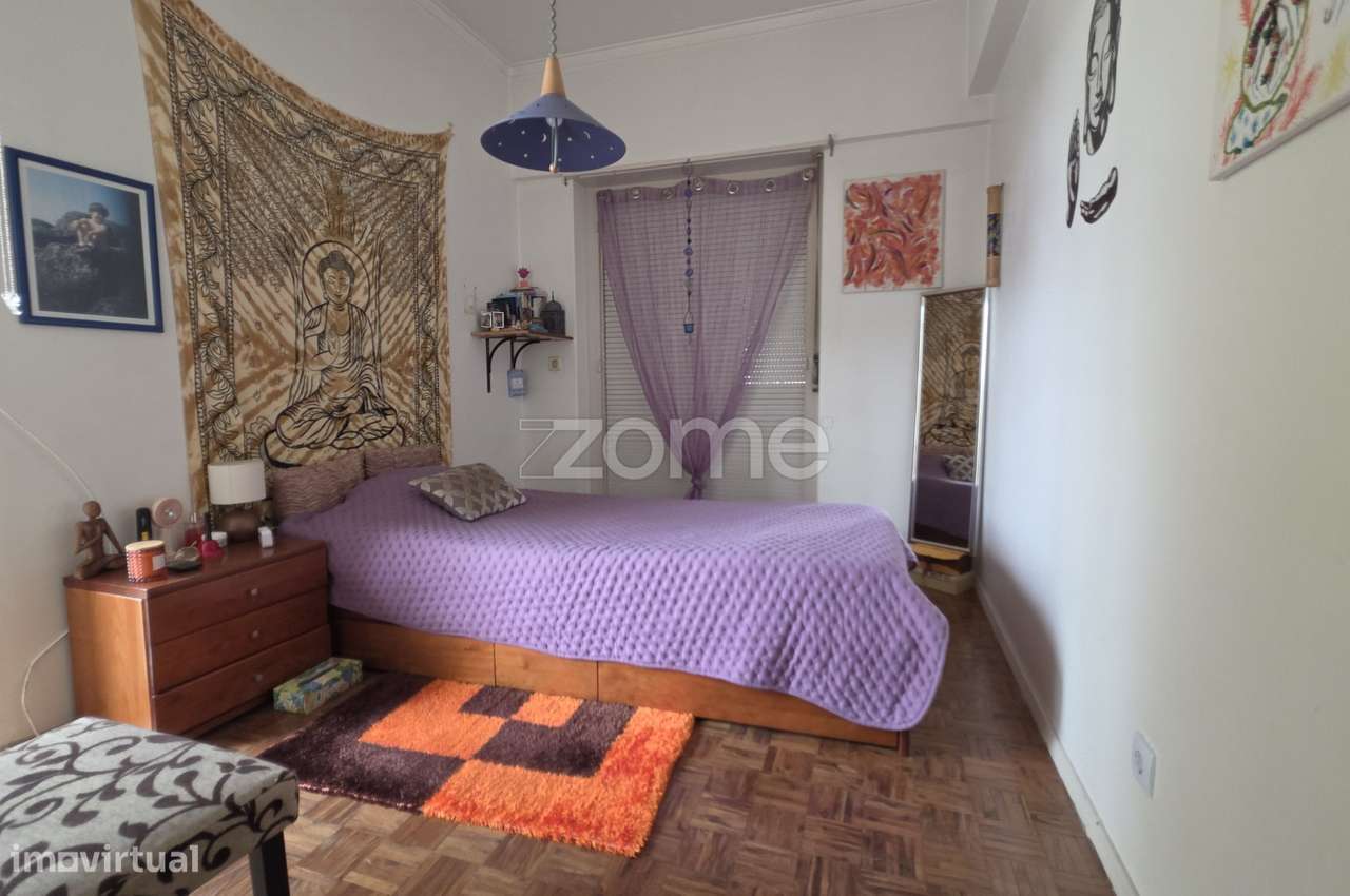 Excelente apartamento T2, situado num 1.º andar, na Buraca-19