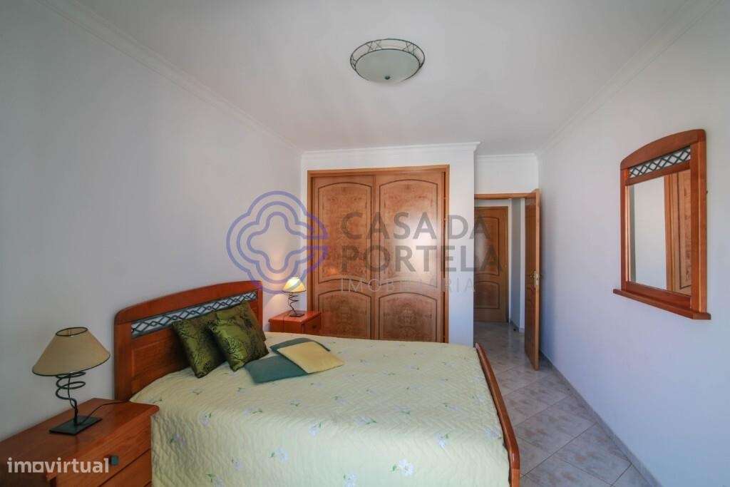 Apartamento T1 com Piscina e Lugar de Estacionamento em Armação de Pêr - Grande imagem: 5/6