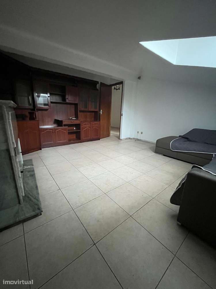 T2 zona central de Fatima - Grande imagem: 2/5