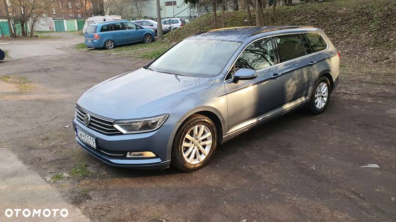 Volkswagen Passat Variant 1.6 TDI (BlueMotion Technology) DSG Comfortline - 2