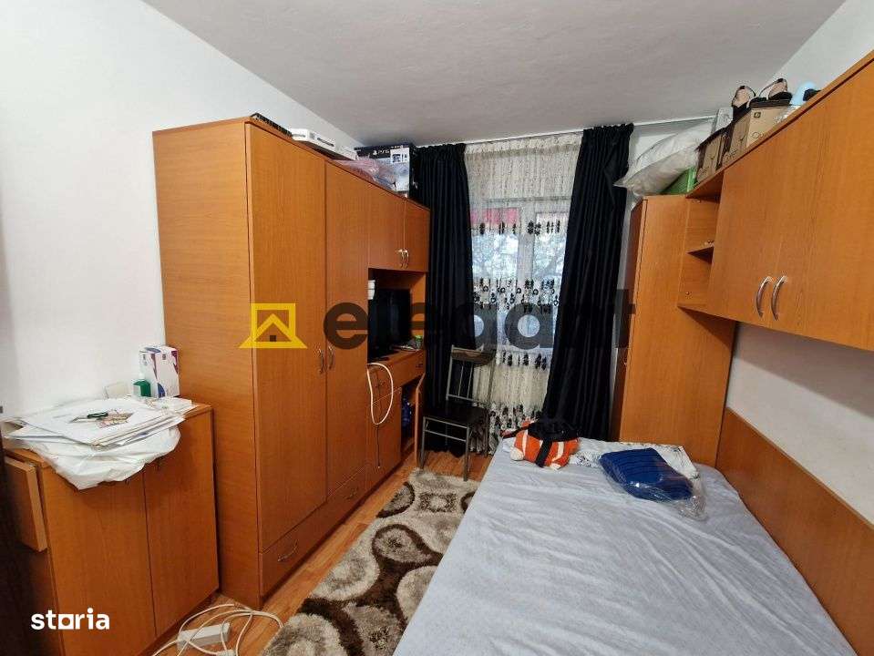 4 camere, etaj 2, AC, centrala, Craiovita-Orizont - Imagine principală: 5/15