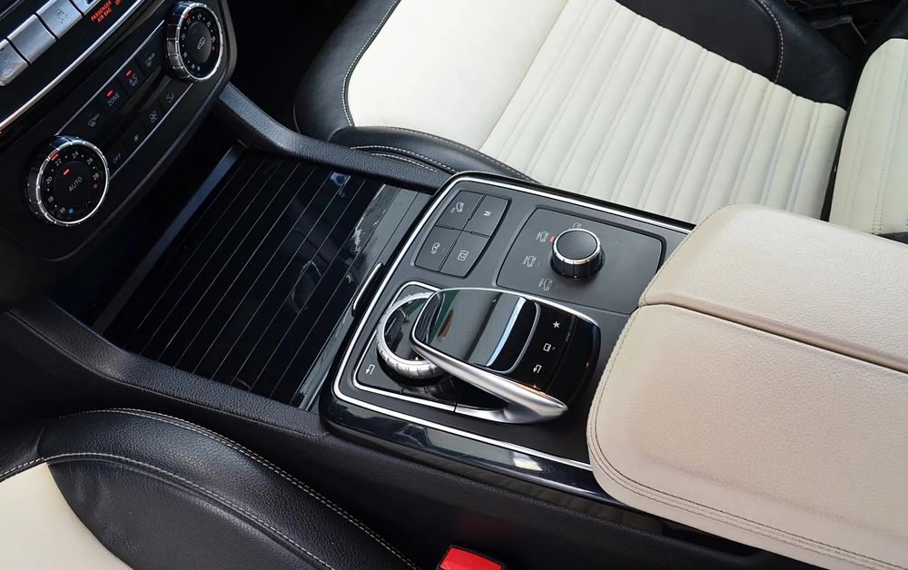 Mercedes-Benz GLE 2016
