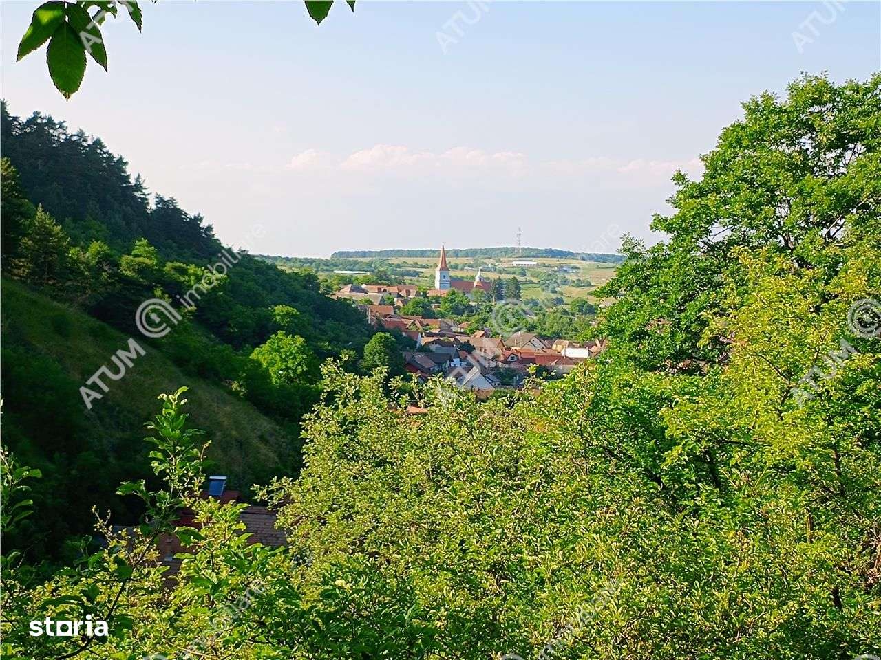 Casa traditionala din lemn cu 930 mp teren langa Sibiu - Imagine principală: 4/20