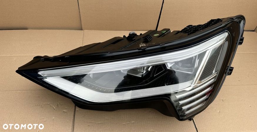 AUDI E-TRON 4KE 18- LAMPA LEWA PRZEDNIA FULL LED - 1