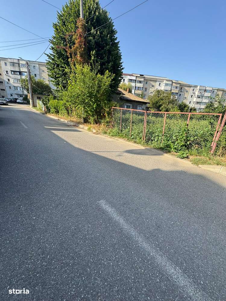 Vand Teren intravilan in Bistrita Lac strada Florilor - Imagine principală: 4/12