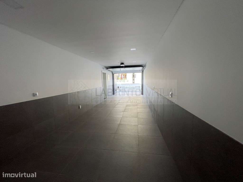 Vende-se Moradias T4 em Condomínio privado, no Fanqueiro - Loures-26