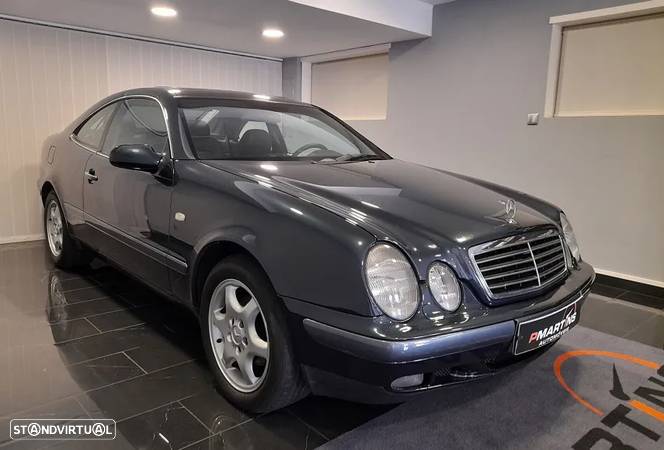 Mercedes-Benz CLK 230 - 1