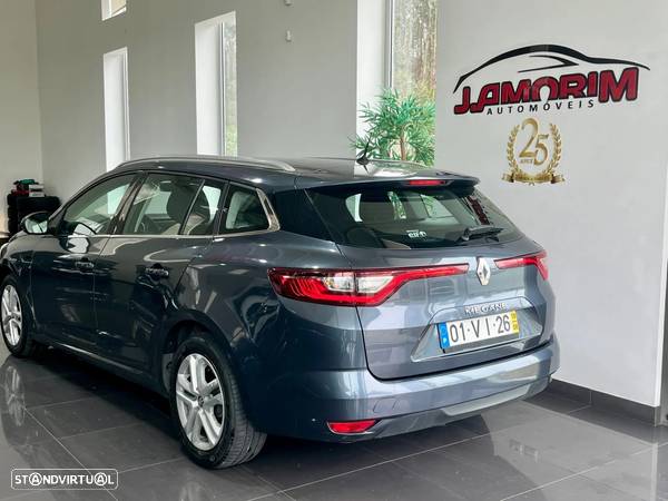 Renault Mégane Sport Tourer 1.5 dCi Zen ECO - 9