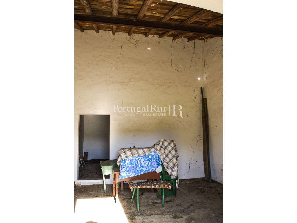 Herdade de 60 ha e monte, em Reguengos de Monsaraz-12