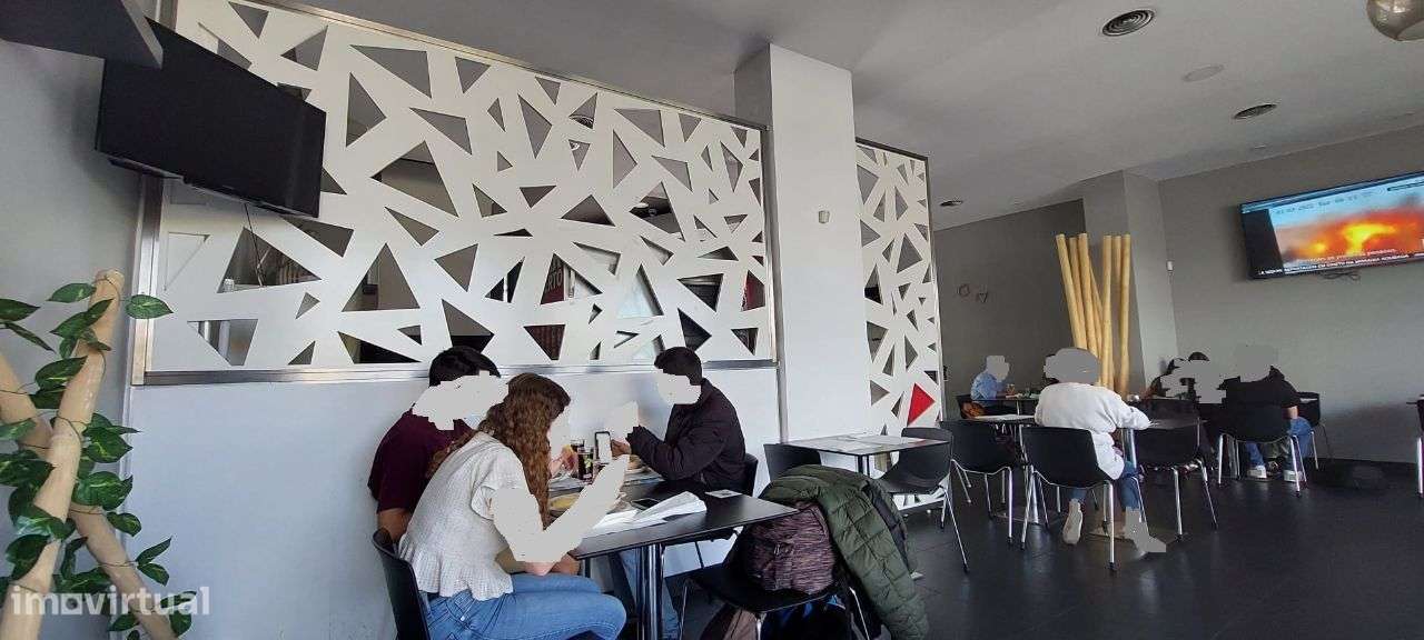 Loja de 2 pisos 2 salas para Pizzaria Espinho-10