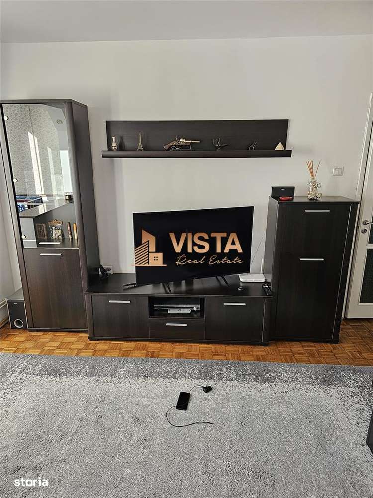 Apartament renovat cu 2 camere, etaj intermediar, in Astra, Brasov - Imagine principală: 3/10