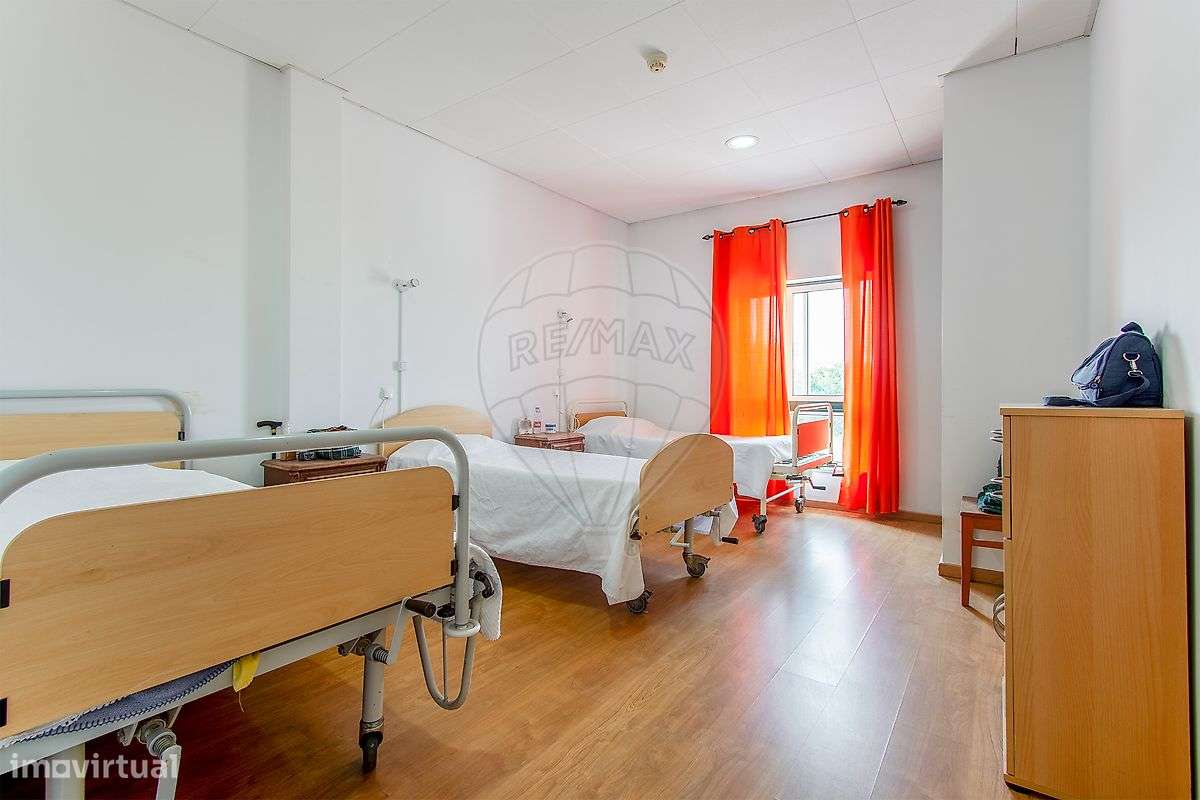 Moradia T12 para venda - Grande imagem: 4/22