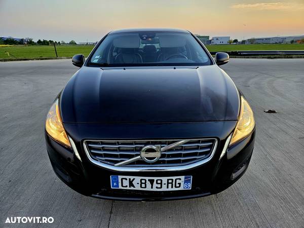 Volvo S60 DRIVe - 3