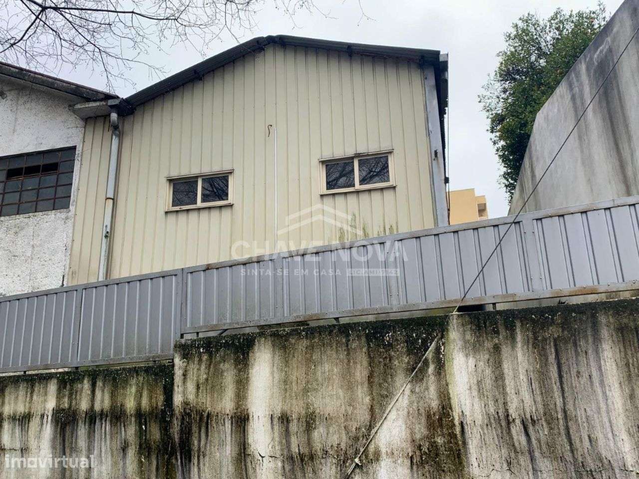 Armazém 164m² em lote de 408m² – Oportunidade Única - Grande imagem: 5/13