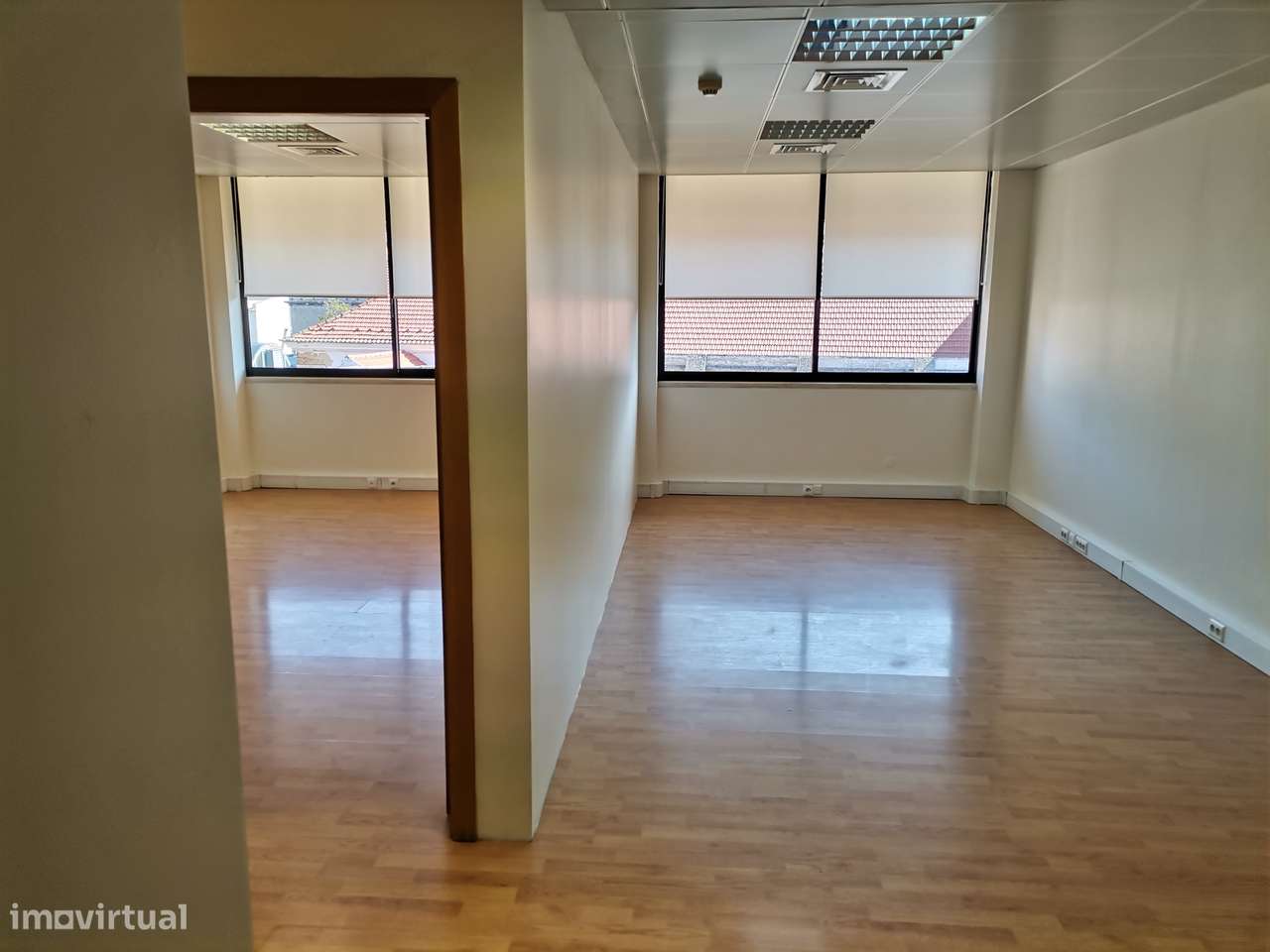 Escritório 3 salas, luz natural, entrada imediata, no coração cidade - Grande imagem: 4/16