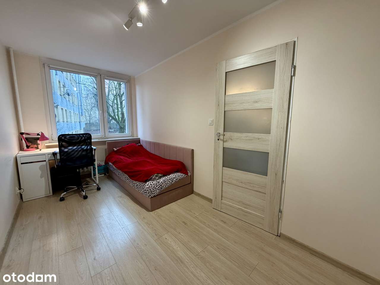 3 pokoje po remoncie | Centrum | Zakup spoza UE! | Bez prowizji!-15