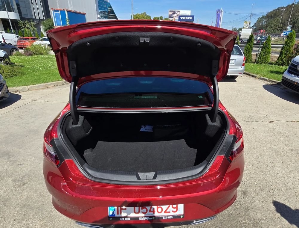 Renault Megane TCE 140 EDC Techno