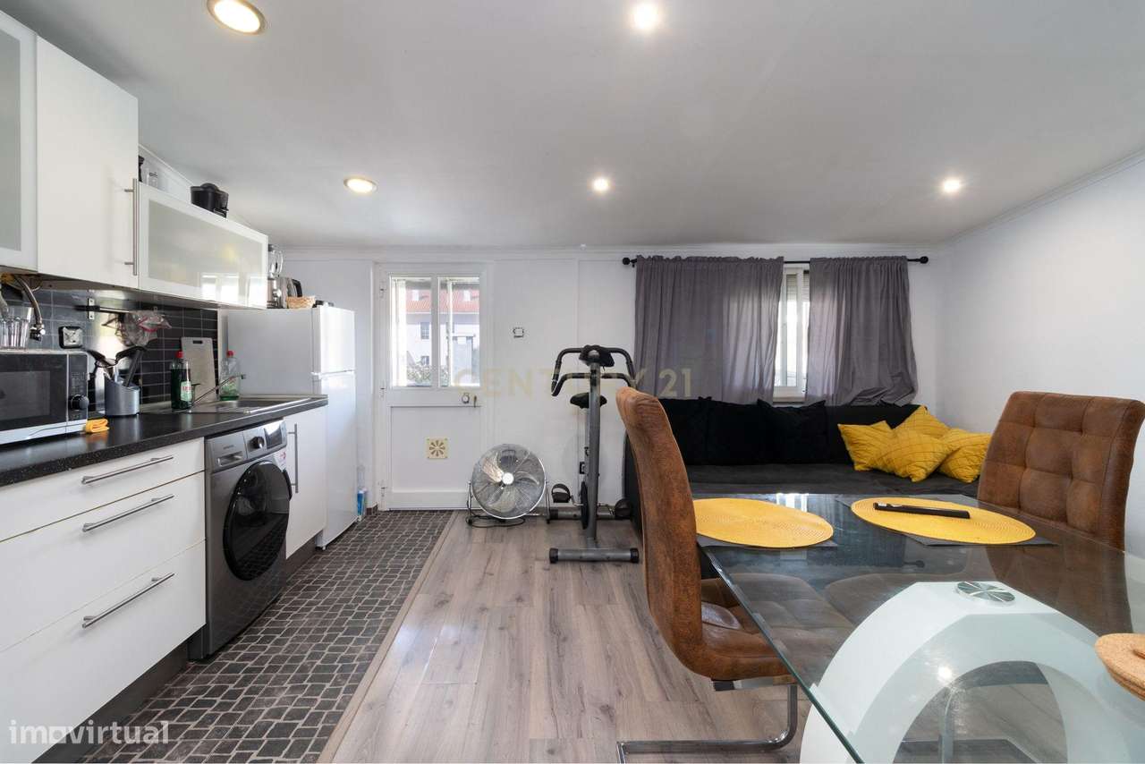 Oportunidade única de investimento em Odivelas – 50% de prédio em prop-6