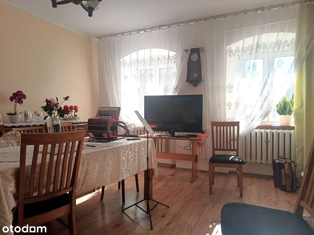 Dom z warsztatem, duża działka 34,4 ara, 2 km od Legnicy tj. Złotniki.-6