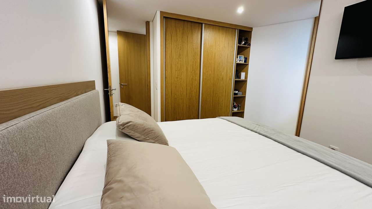 T2 PRONTO EM CONDOMÍNIO C/ PISCINA-9