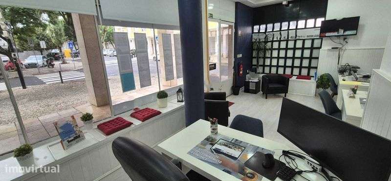 Loja de 64m na Amadora, Venteira, com 2 pisos - Grande imagem: 5/12